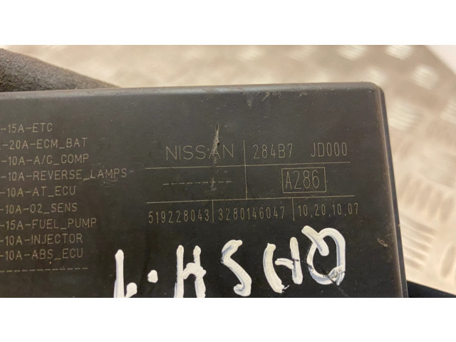 Блок предохранителей 284B7JD000   Nissan Qashqai    