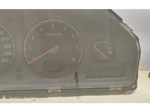 Přístrojová deska  Volvo XC70 2001 9499668, 0477513  
