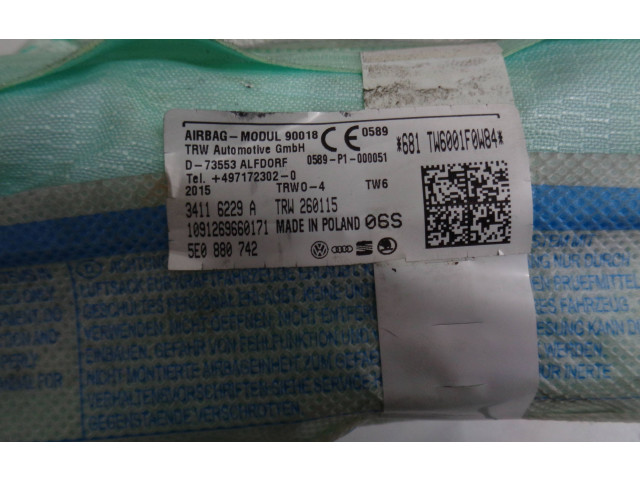 Боковая подушка безопасности 5E0880742, 34116229A   Skoda Octavia Mk3 (5E)