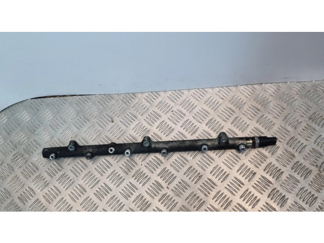 Vstřikovací lišta 0445216002   BMW 5 E39  pro naftový motor 3.0  