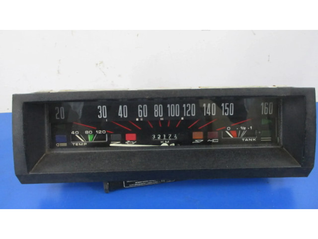 Přístrojová deska  Audi 100 C1 1976 443431096023NC  