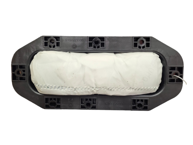 Подушка безопасности пассажира P31291367, 1P6197275008   Volvo V40 Cross country