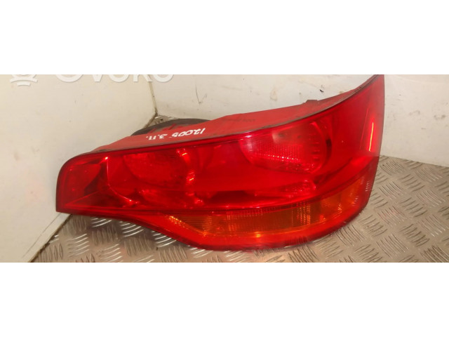 Задний фонарь правый 4L0945094    Audi Q7 4L   2005-2015 года