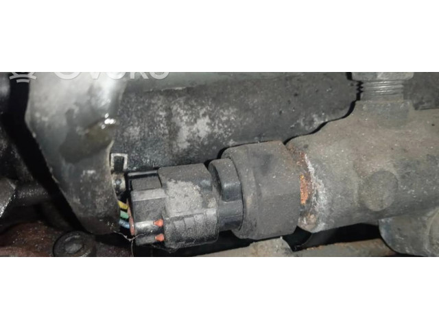 Vstřikovací lišta    Mazda 5  pro naftový motor 2.0  