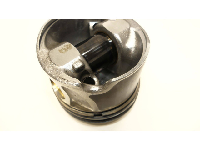 Píst N085B, 2RA   Audi A6 S6 C8 4K    DEW DEWA DEWB 