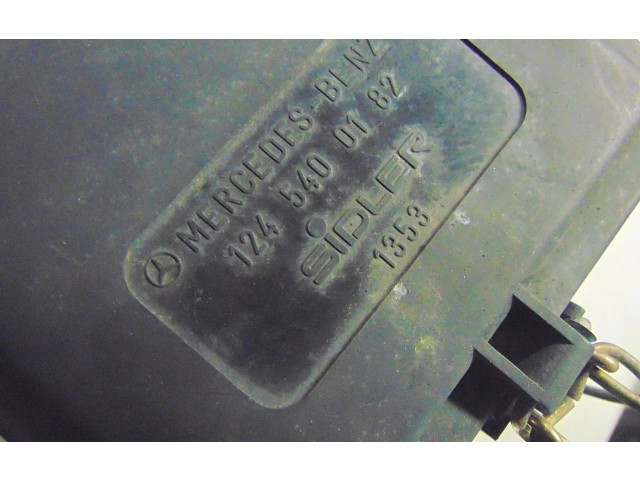   Pojistková skříňka 1245400182   Mercedes-Benz E W124 1991
