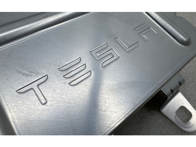 Vstřikovací čerpadlo 150715201B, 233020G800   Tesla Model Y     
