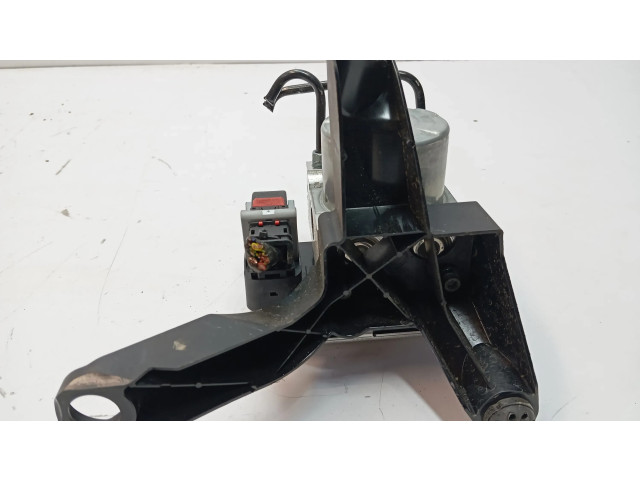 Jednotka ABS 5A6DC77   BMW 1 F40 2023