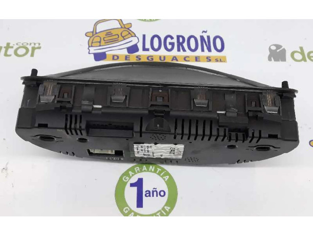 Přístrojová deska  Mercedes-Benz Vito Viano W639 2007 A6394462221, 6394462221  