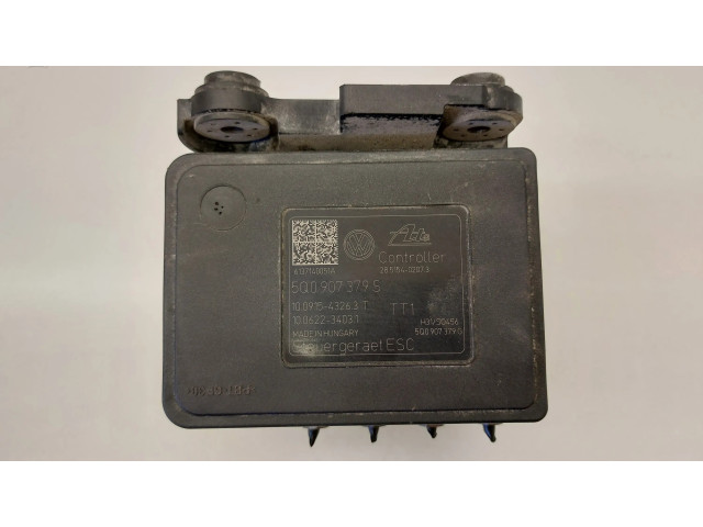 Блок АБС 5Q0907379S, 5Q0614517R   Volkswagen  Golf VII  2013-2019 года