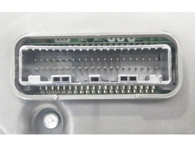 Панель приборов 8380005L70   Toyota Avensis T220       