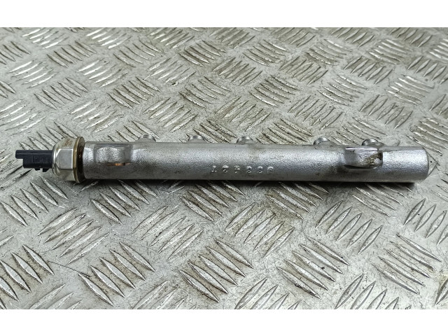 Vstřikovací lišta A6720700095   SsangYong Musso     