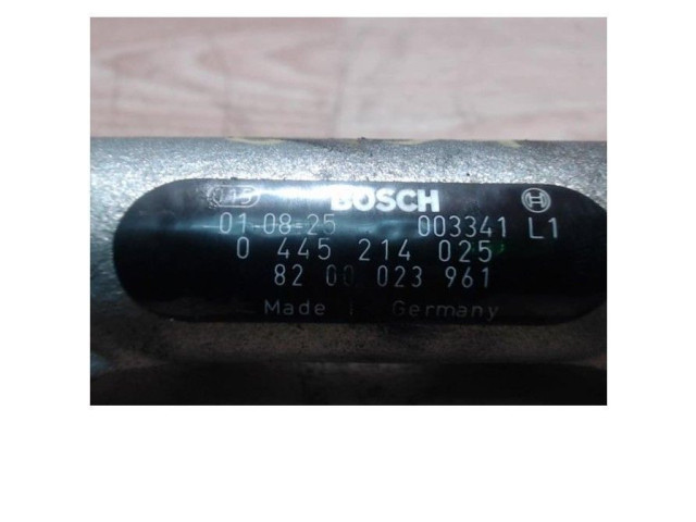 Топливная рампа 8200613066, 8200613066   Renault Vel Satis  