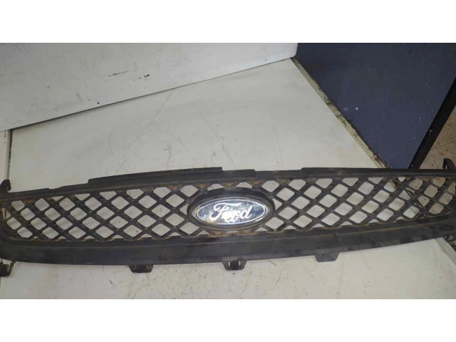 Передняя решётка Ford Focus 1998-2004 года 6S618200      