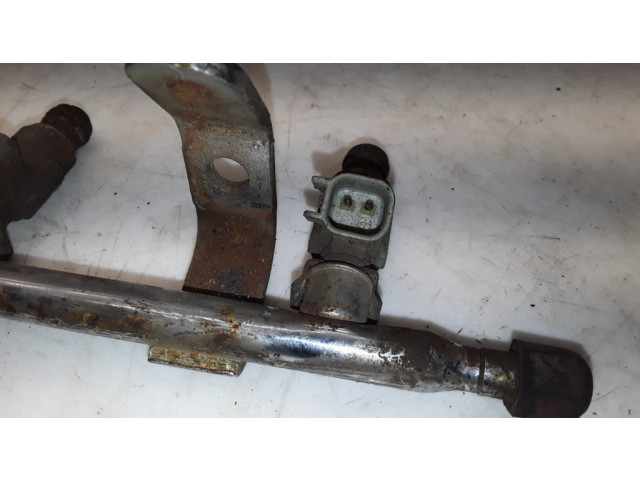 Vstřikovací lišta 04669768, 04891345AA   Chrysler PT Cruiser  pro benzínový motor 2.0  