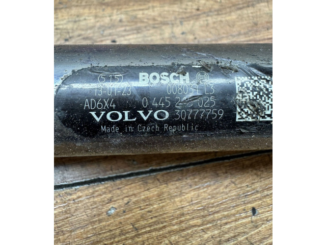 Vstřikovací lišta 0445215025, 008031L3   Volvo V40     
