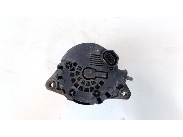 Генератор 373002F100, FG15S034   KIA Sportage 2.0     