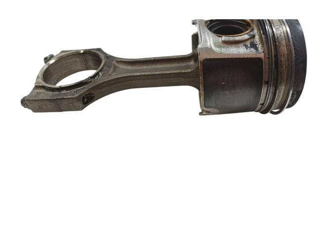  Поршень с шатуном  B47  BMW 5 G30 G31  