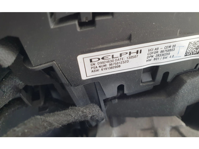 Volant Peugeot 2008 I 2014 6191373, 96750123ZD  