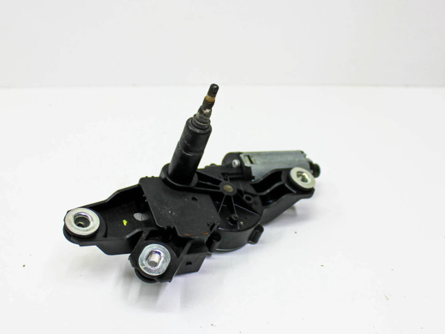 Моторчик заднего дворника 1K8955711    Volkswagen Scirocco