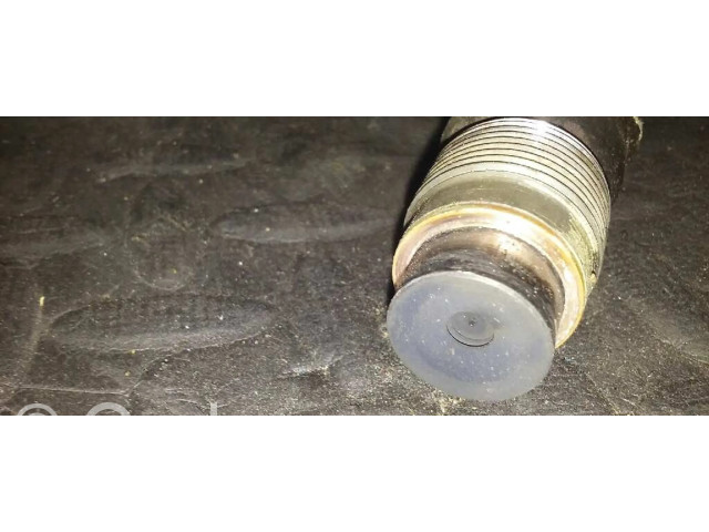 Vstřikovač KCA21S71365450   BMW 3 E30  pro naftový motor 2.5 D256T1 