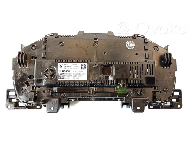 Přístrojová deska  BMW 5 G30 G31 2020 021566, 62105A2FC79  