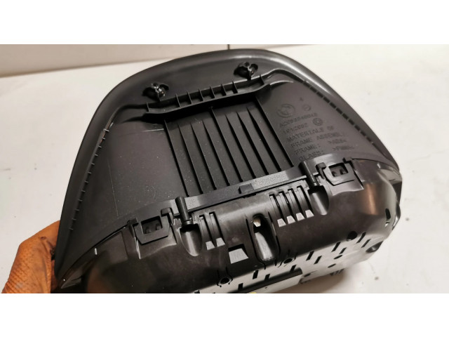 Панель приборов 6843052   BMW X1 F48 F49       
