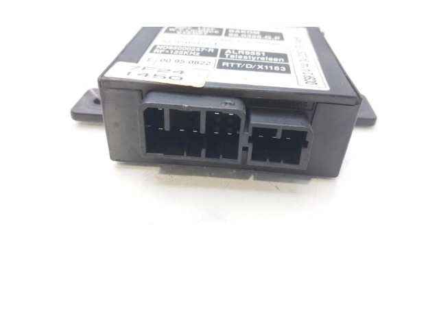 Блок управления двигателя N095000257   Honda Legend