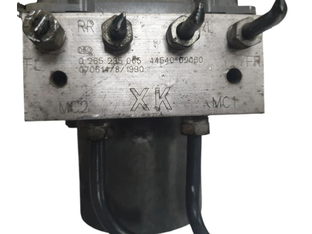 Jednotka ABS 4454002060   Toyota Auris 150 