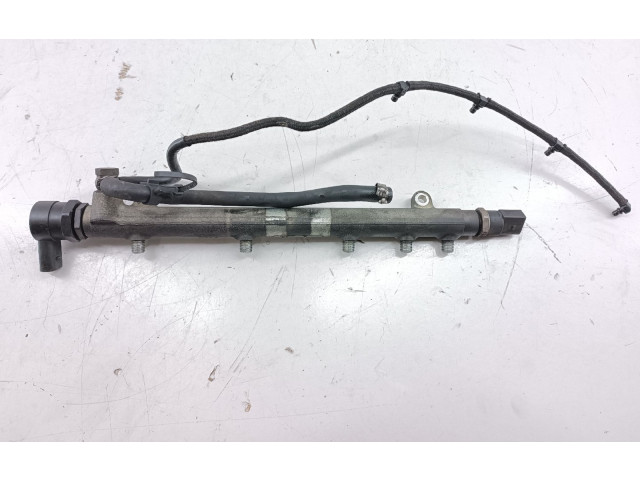 Vstřikovací lišta A6110700395   Mercedes-Benz C W203     