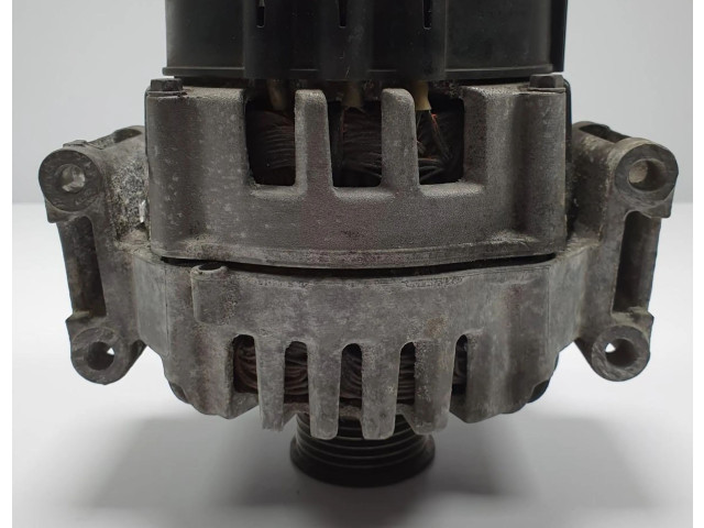 Генератор A0009067702   Mercedes-Benz C W204      