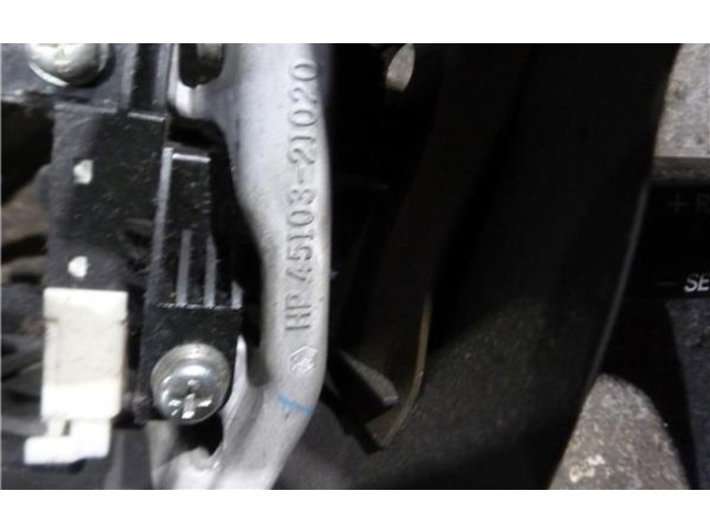 Руль Toyota Corolla E120 E130  2000 - 2004 года 4510321020      