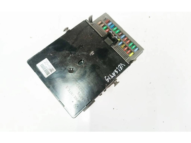 Блок предохранителей 8200309046, 216744634A   Renault Vel Satis    