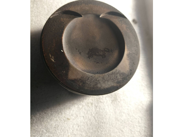  Поршень Daza EA355EV0, 82420  Audi RS3  
