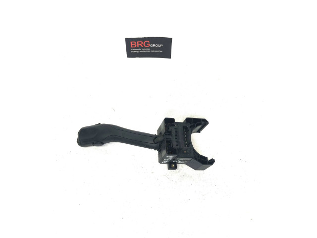 Ручка стеклоочистителей 4B0953503H, CZC301202032   Volkswagen PASSAT B5.5