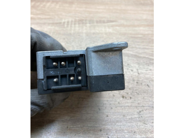 Блок подушек безопасности 0038200610, 0285001050   Mercedes-Benz 190 W201