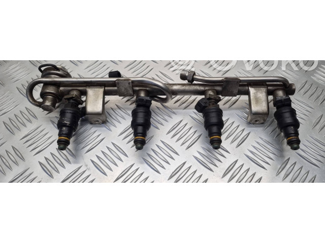 Vstřikovací lišta 058133551, 280150447   Audi A6 S6 C5 4B    AEB 