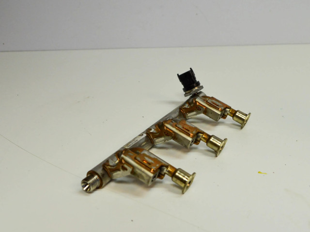 Vstřikovací lišta CM5G9H487HD, BM5G9F972BA   Ford Ecosport  pro benzínový motor 1.0  