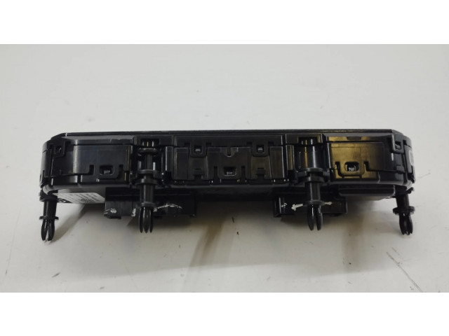 Блок управления климат-контролем 5NA907044AH   Volkswagen Tiguan