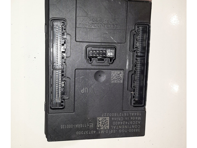 Блок комфорта 38800TGGE210M1   Honda Civic X   