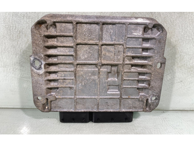 Řídící jednotka 237105x39d, Mb2757001972   Nissan Navara D40 2012