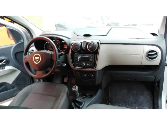 Ручка стеклоочистителей 681726046R   Dacia Lodgy