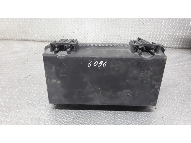 Блок предохранителей  51737887   Fiat Grande Punto    