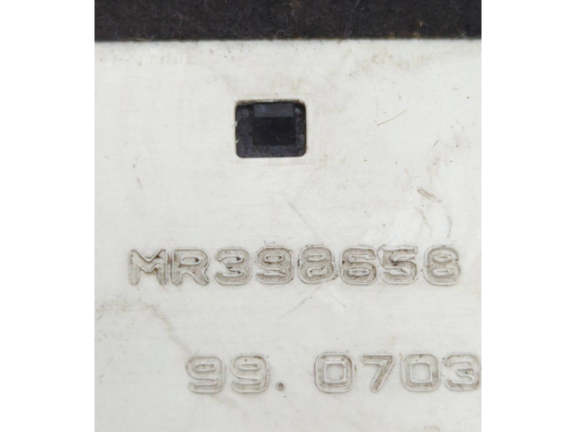 Блок управления климат-контролем MR398658, 990703   Mitsubishi Space Runner