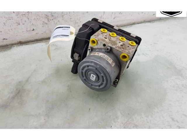 Jednotka ABS A2054313912   Mercedes-Benz C W205 2015