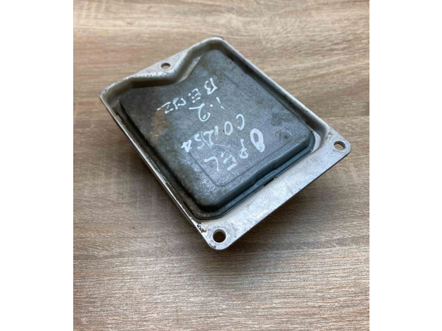 Řídící jednotka 90532610, 0261204475   Opel Corsa B 1993