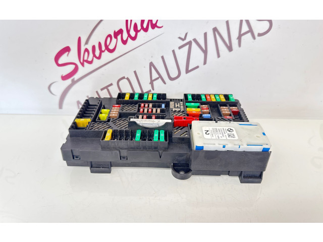 Блок предохранителей 6837090, P00127004AQ   BMW 5 G30 G31    