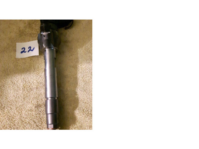 Vstřikovač 0445110598   BMW 2 F45  pro naftový motor 1.5  