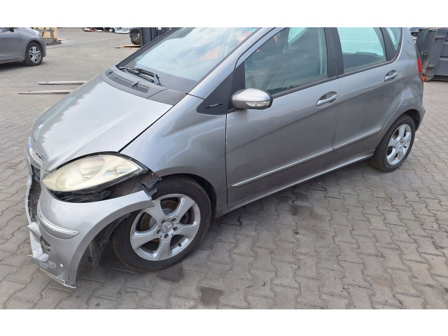 Přístrojová deska  Mercedes-Benz A W169 2005 A1695401247  