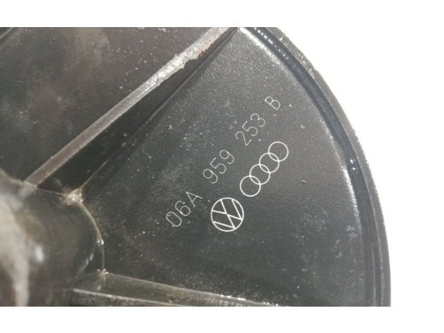 Vstřikovací čerpadlo 06A131333C   Audi A6 S6 C5 4B     